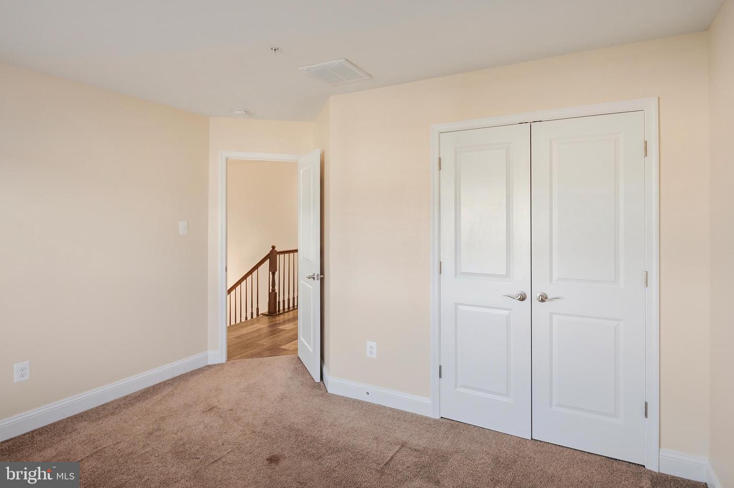 33 Greensborough Rd Property Photo 36
