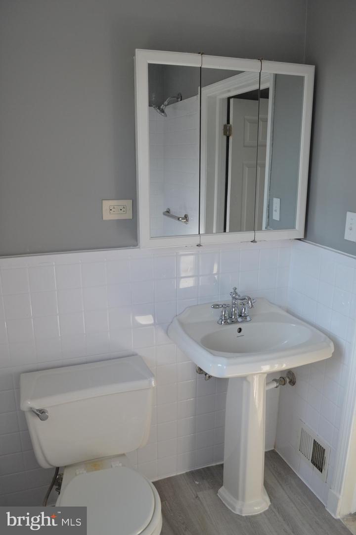 7448 Durwood Property Photo 12