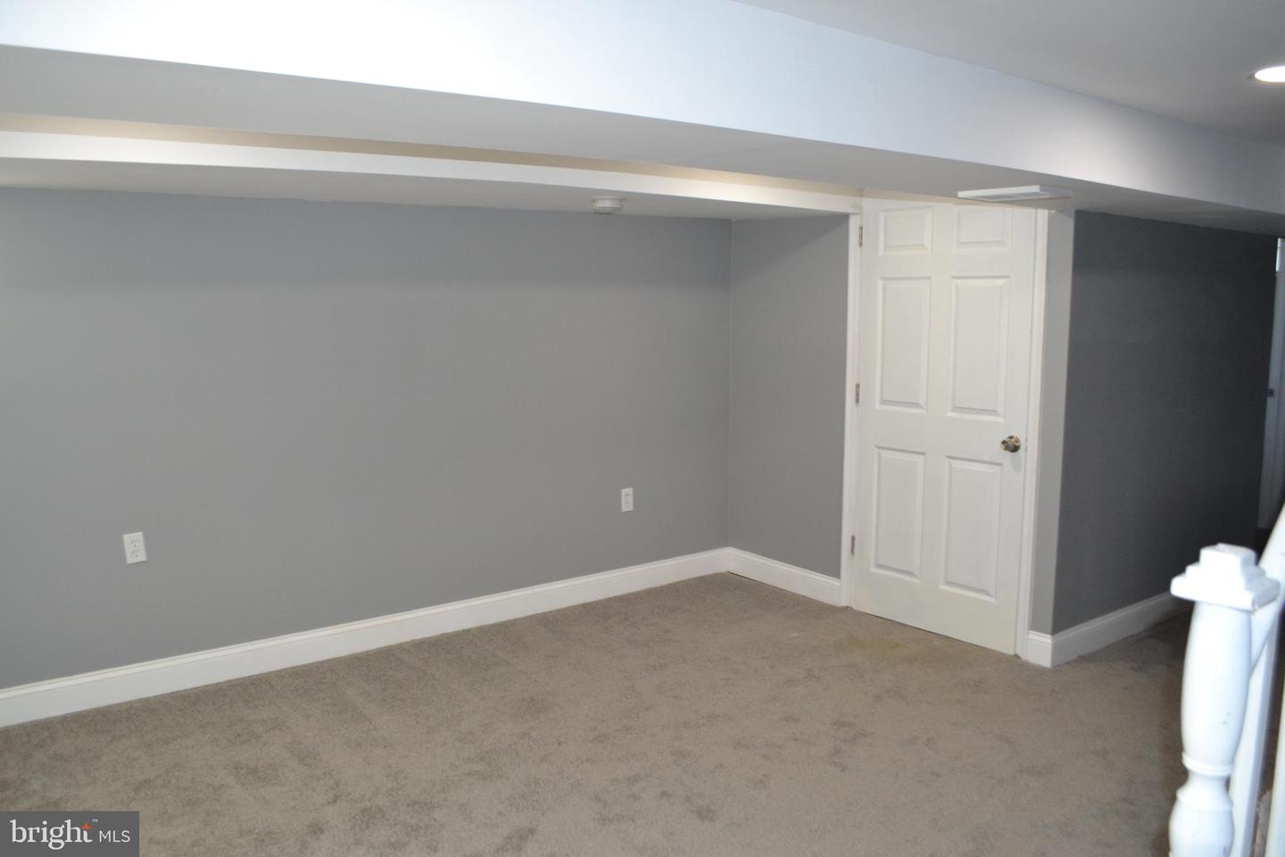 7448 Durwood Property Photo 19