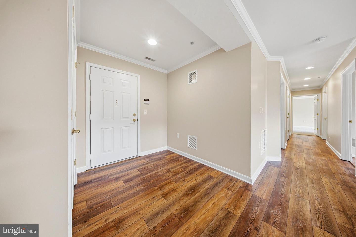 12240 Roundwood Rd #509 Property Photo 11