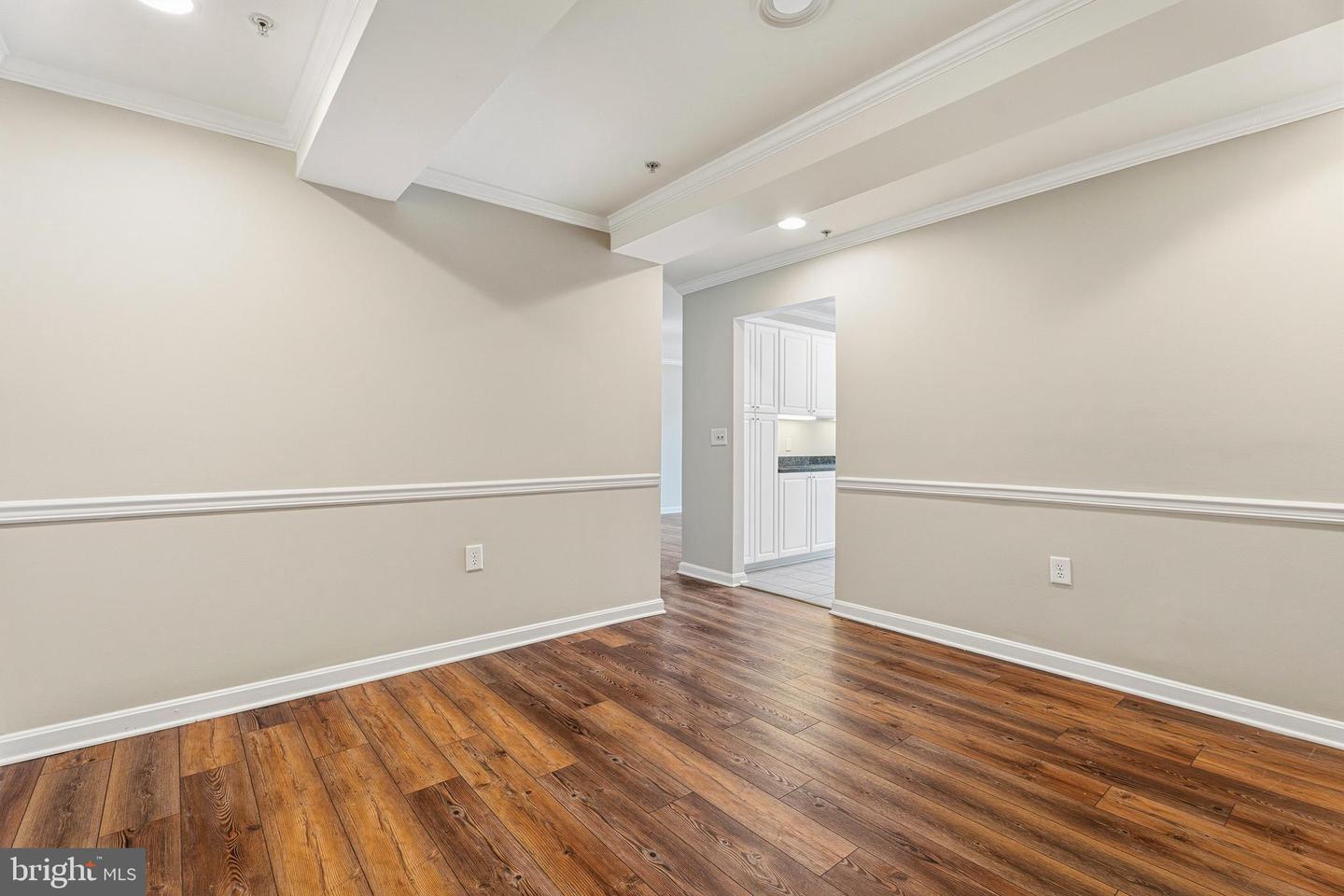 12240 Roundwood Rd #509 Property Photo 14