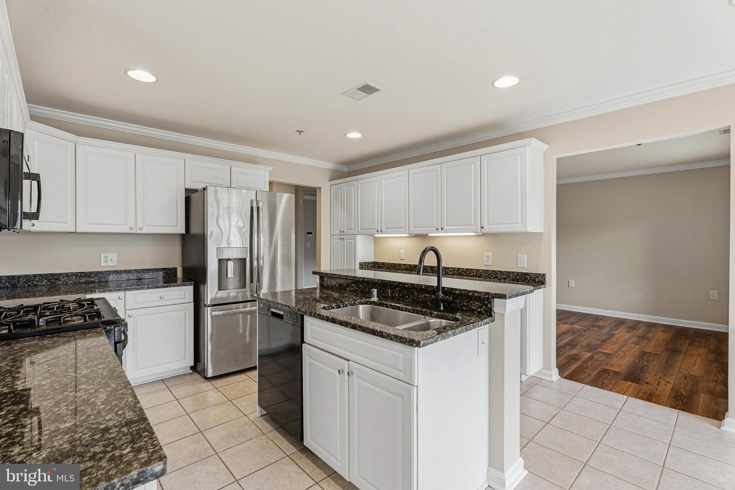 12240 Roundwood Rd #509 Property Photo 16