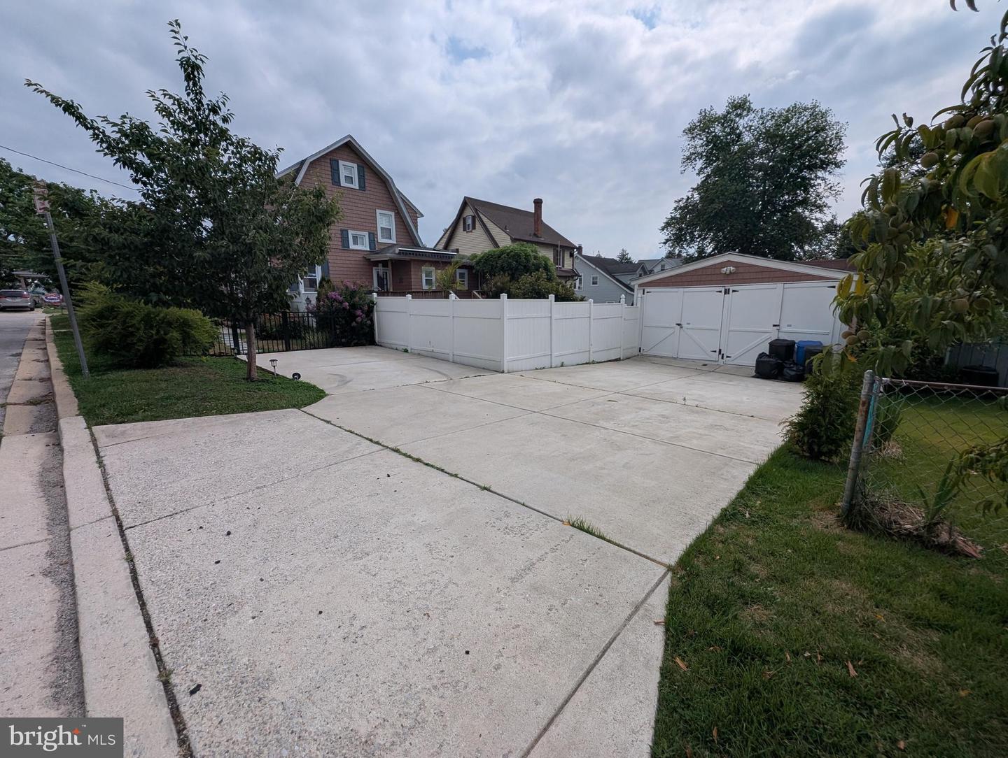 4500 Ridge Ave Property Photo 65