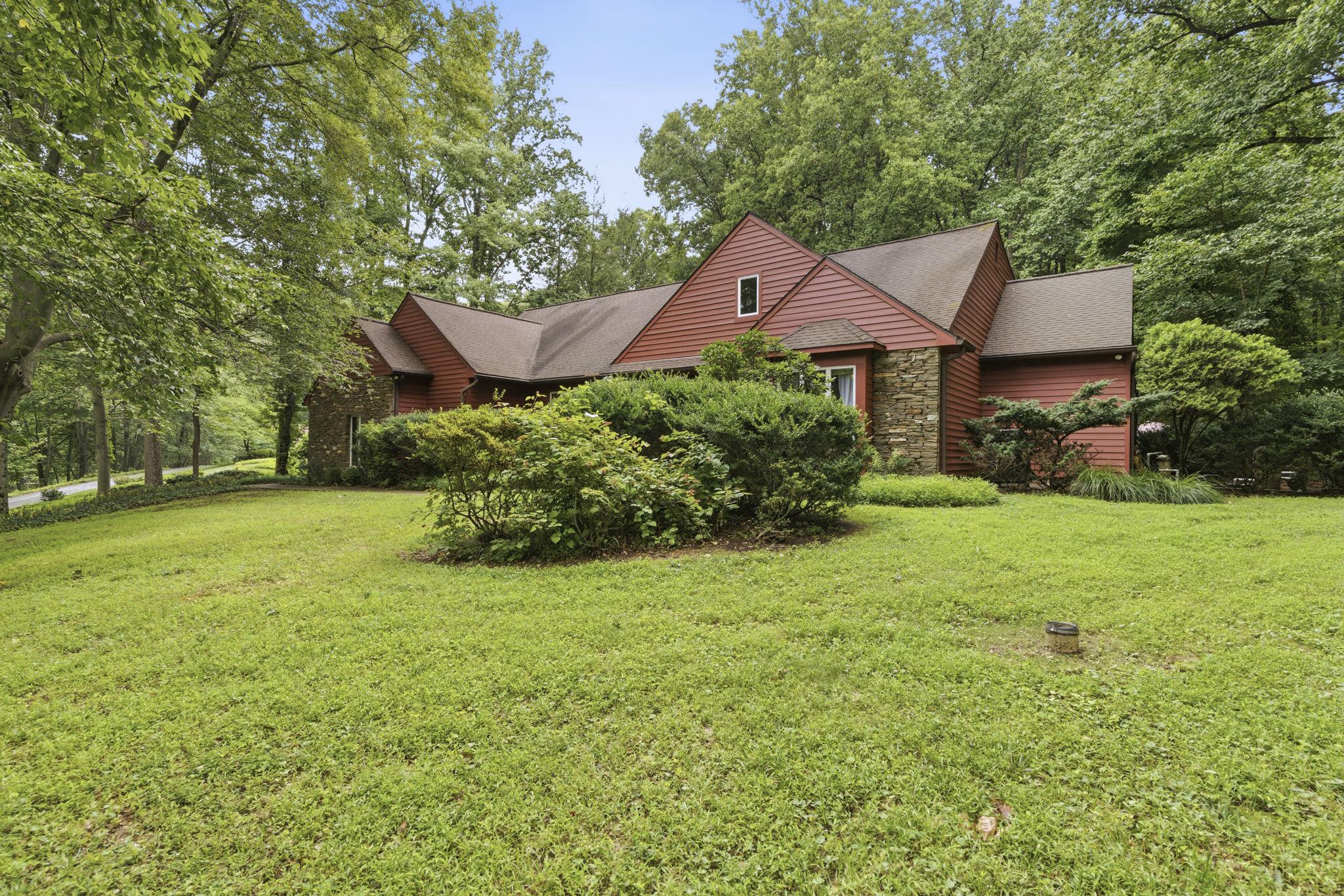 1109 Timber Trail Rd Property Photo 1