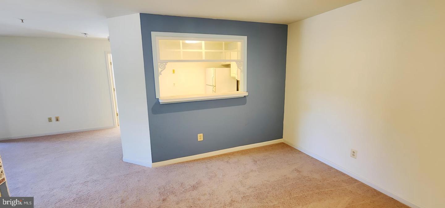 8907 Stone Creek Pl #201 Property Photo 5