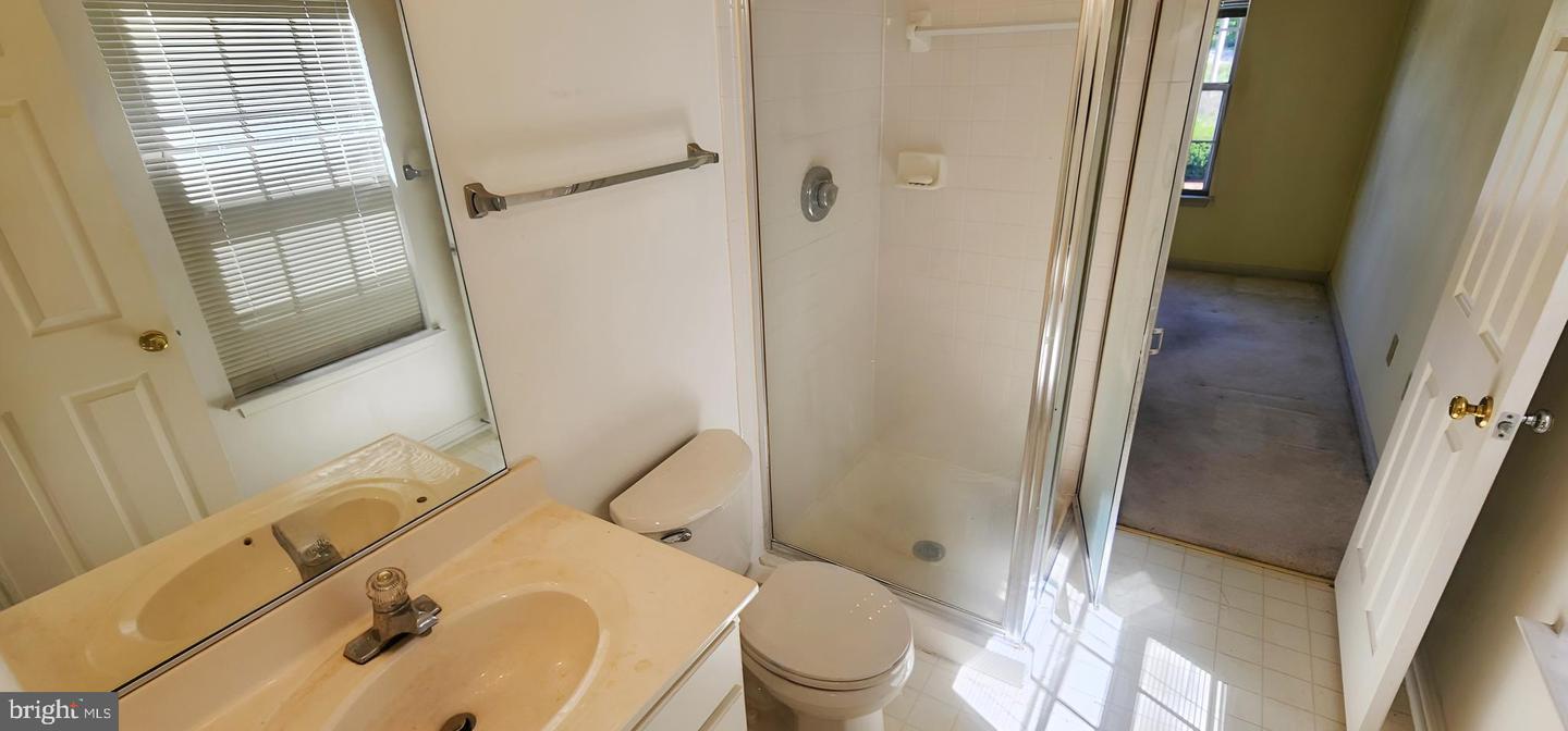 8907 Stone Creek Pl #201 Property Photo 11
