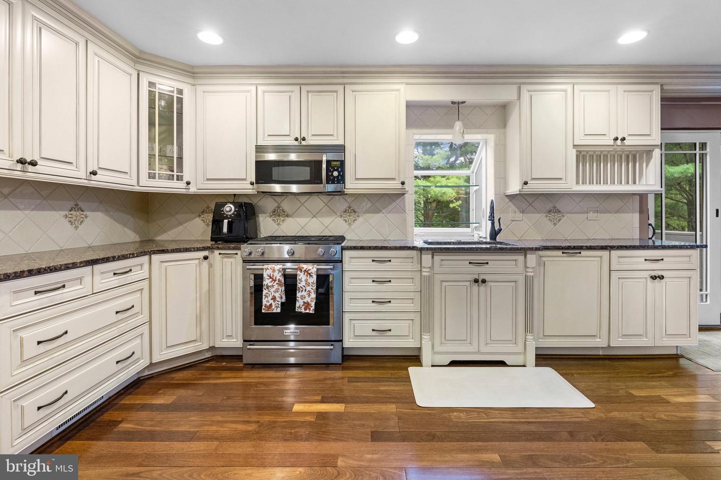 3 Oak Hill Ct Property Photo 9