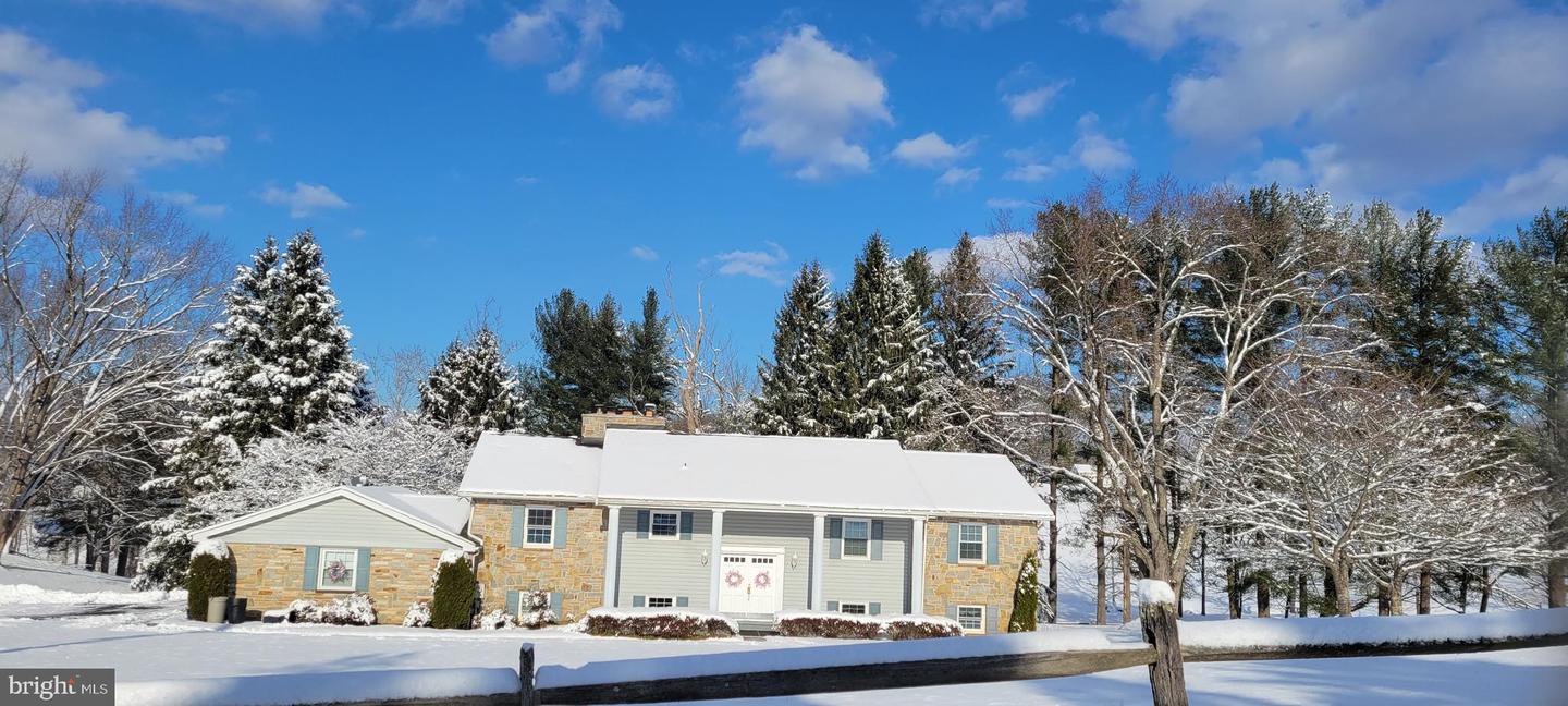 2212 Corbett Rd Property Photo 5