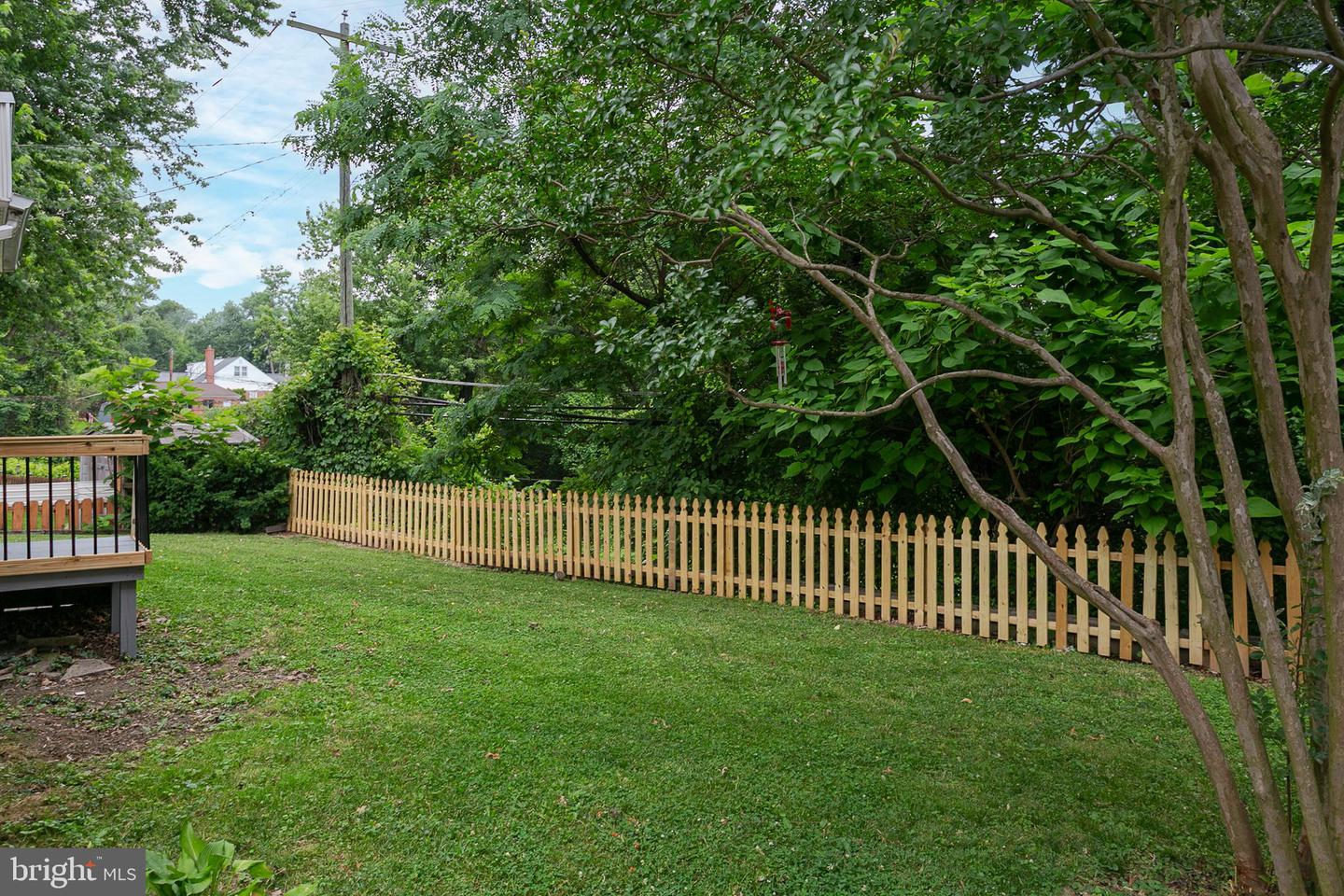 8703 Edgefield Rd Property Photo 29