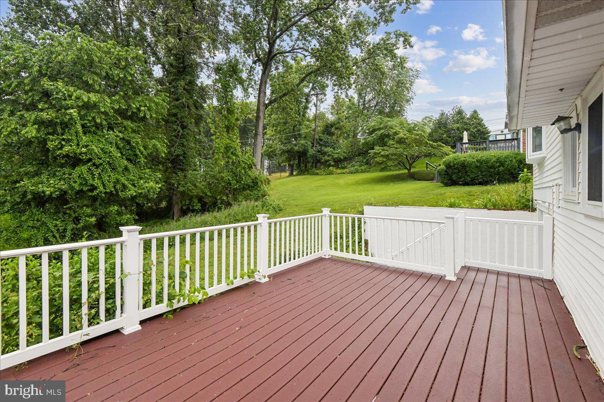 1204 Saint Andrews Way Property Photo 21
