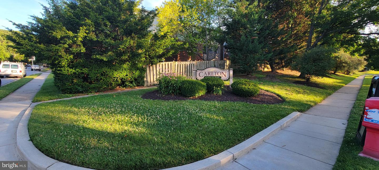 3 Summit Green Ct Property Photo 3