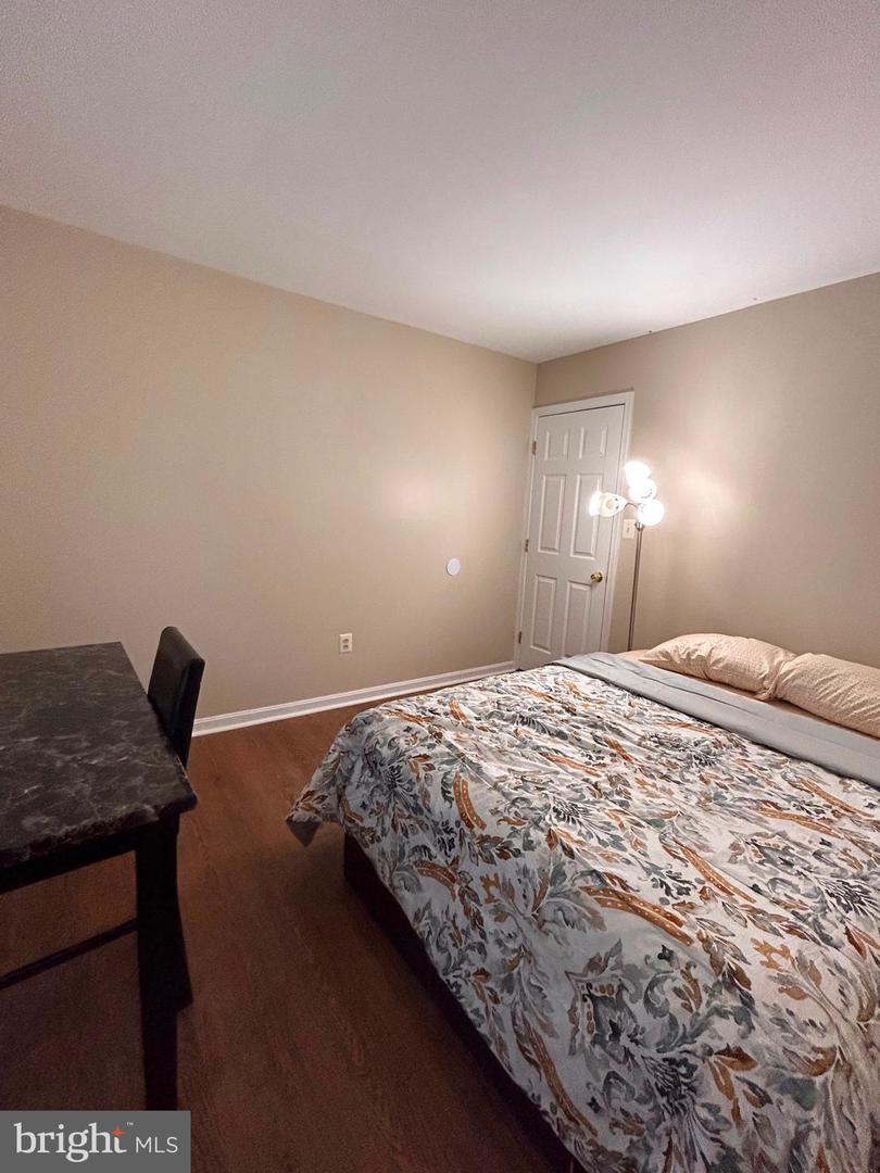 8 Trout Lily Ct Property Photo 5