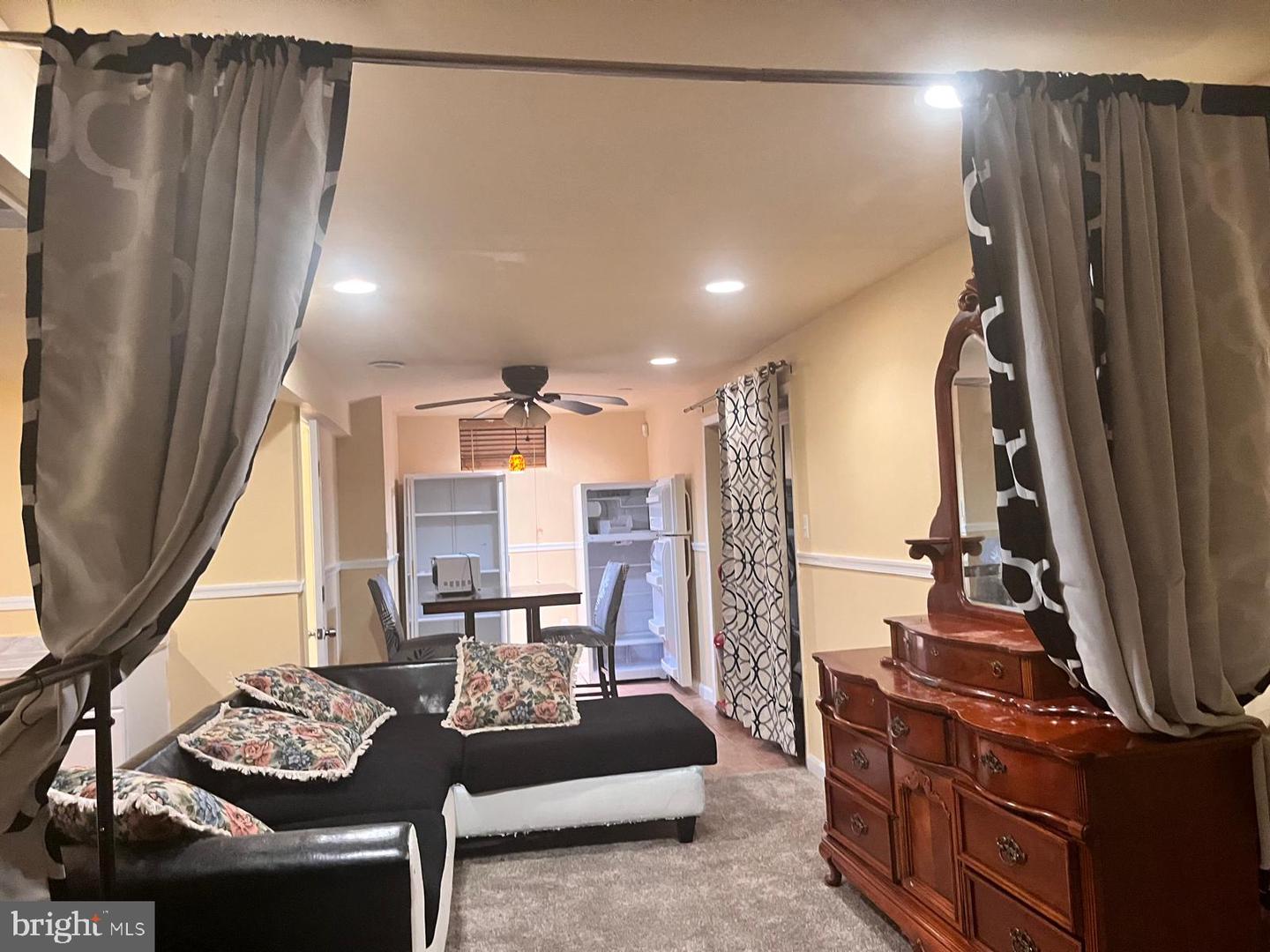 8 Trout Lily Ct Property Photo 4