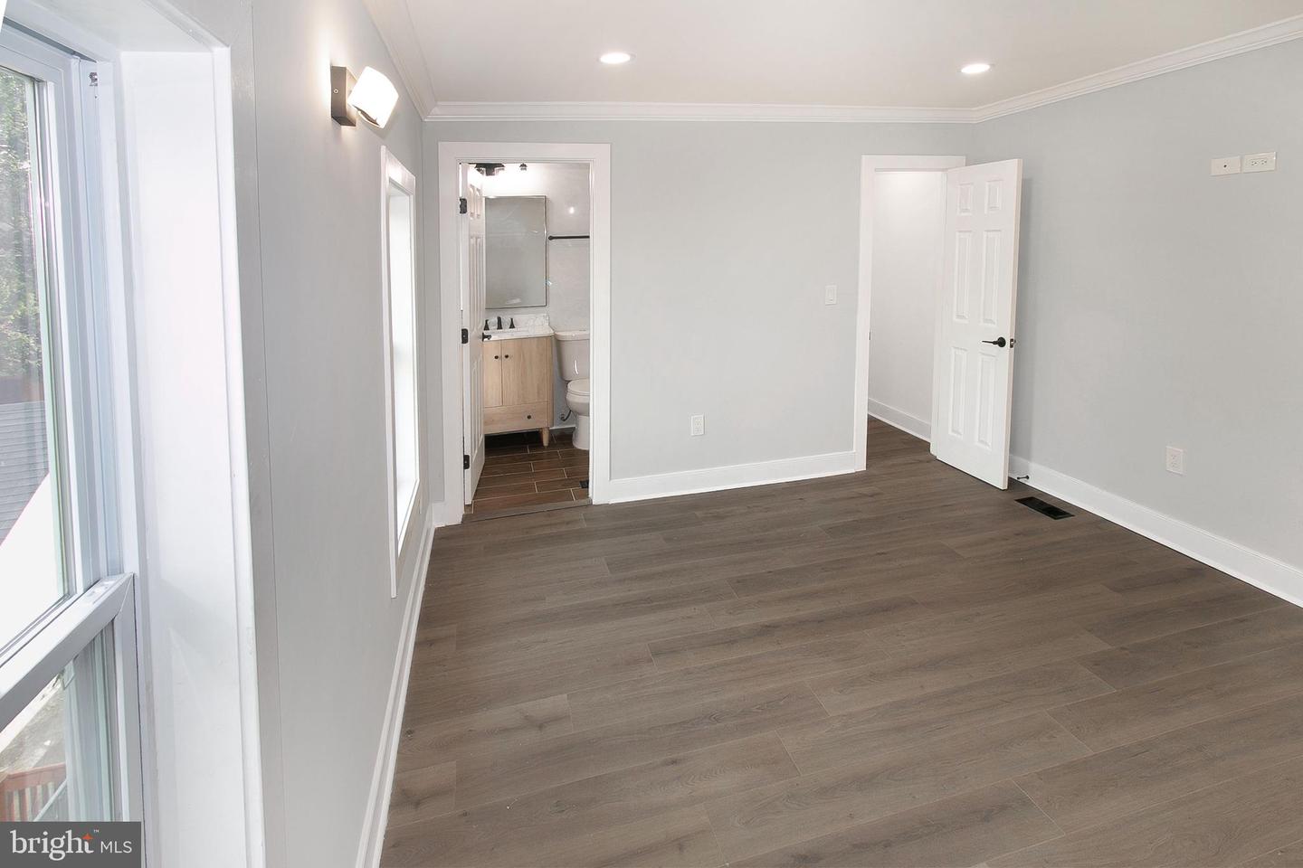 3437 Liberty Gardens Road Property Photo 17