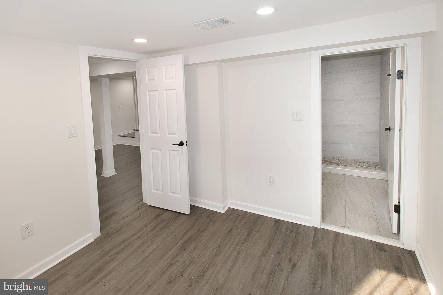 3437 Liberty Gardens Road Property Photo 25