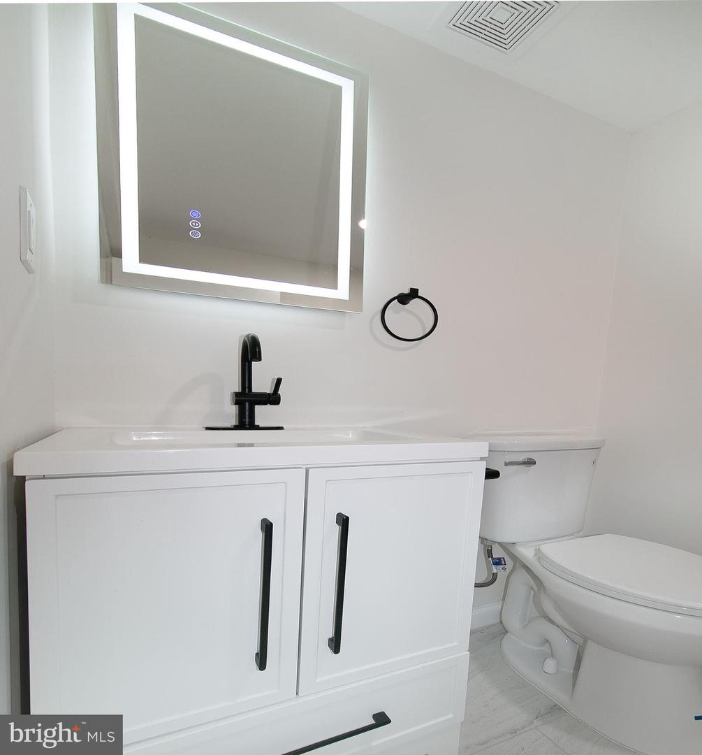 3437 Liberty Gardens Road Property Photo 35