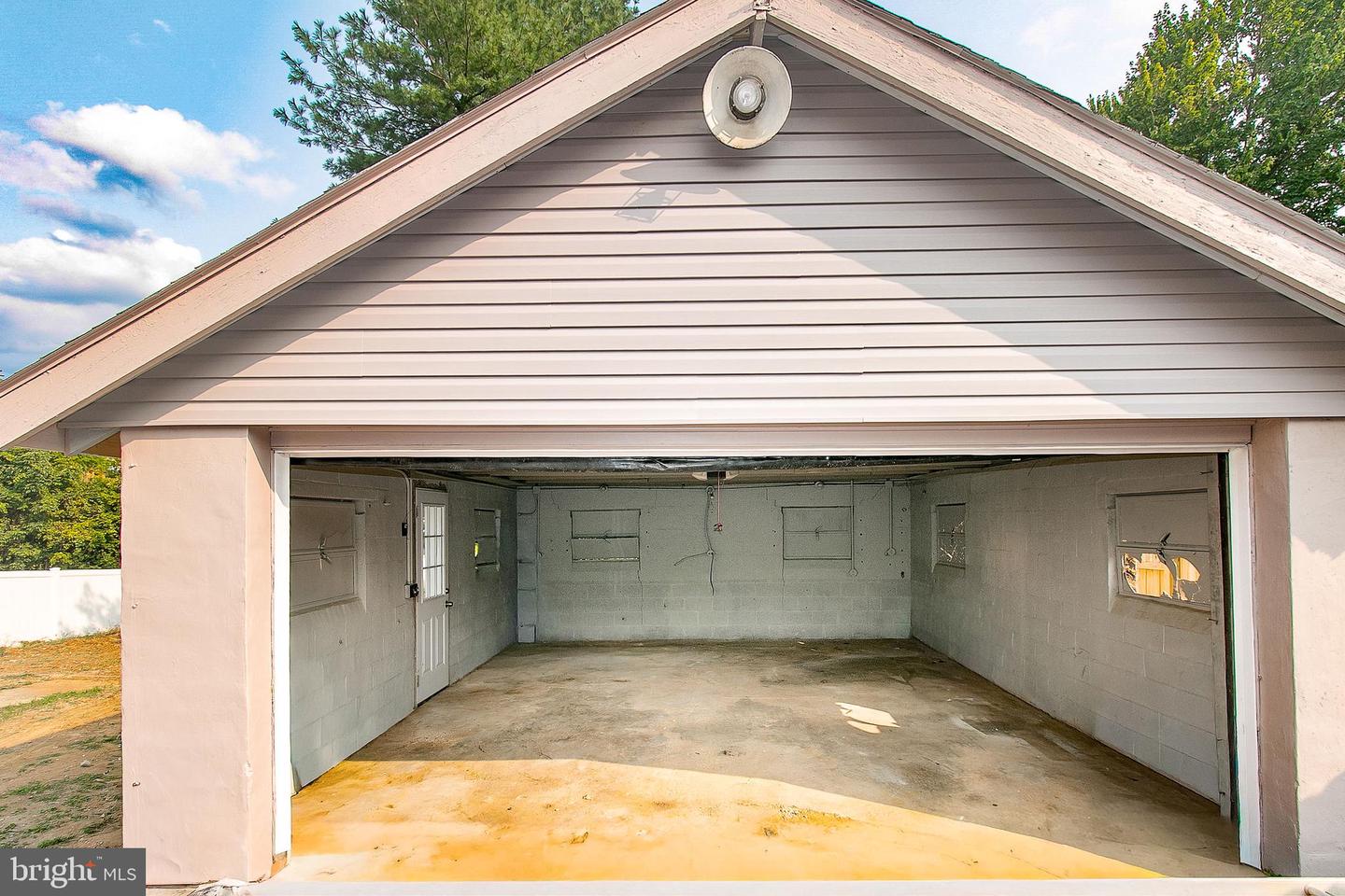 3437 Liberty Gardens Road Property Photo 36