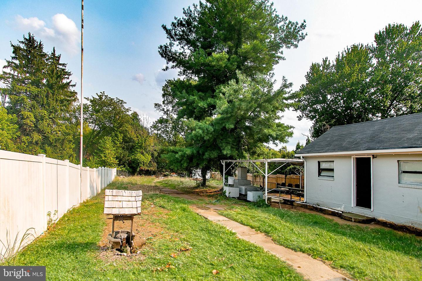 3437 Liberty Gardens Road Property Photo 44