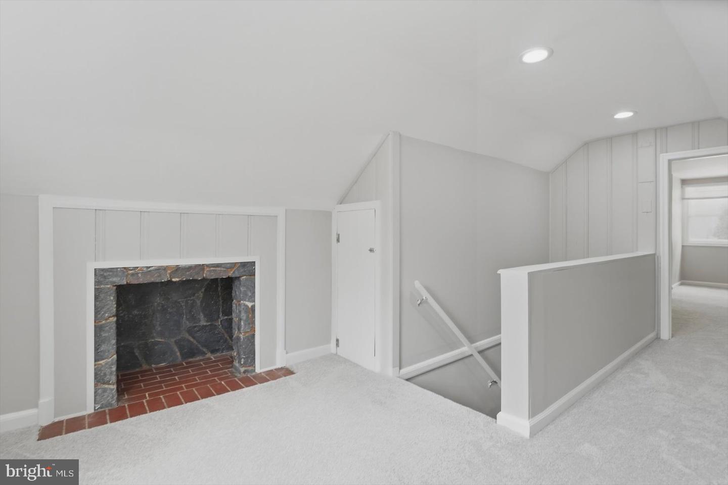 74 Northwood Dr Property Photo 21