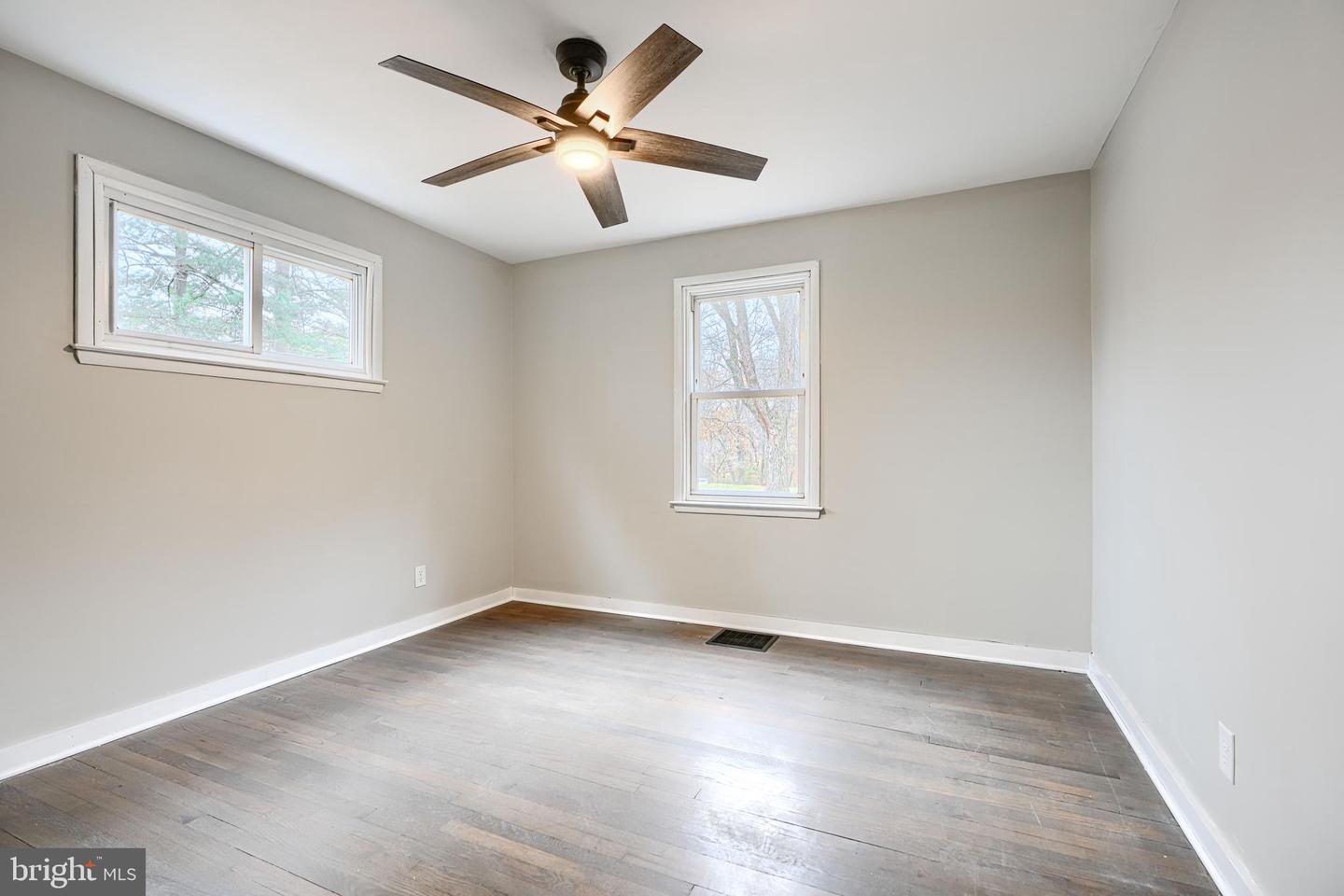 9212 Snyder Ln Property Photo 23