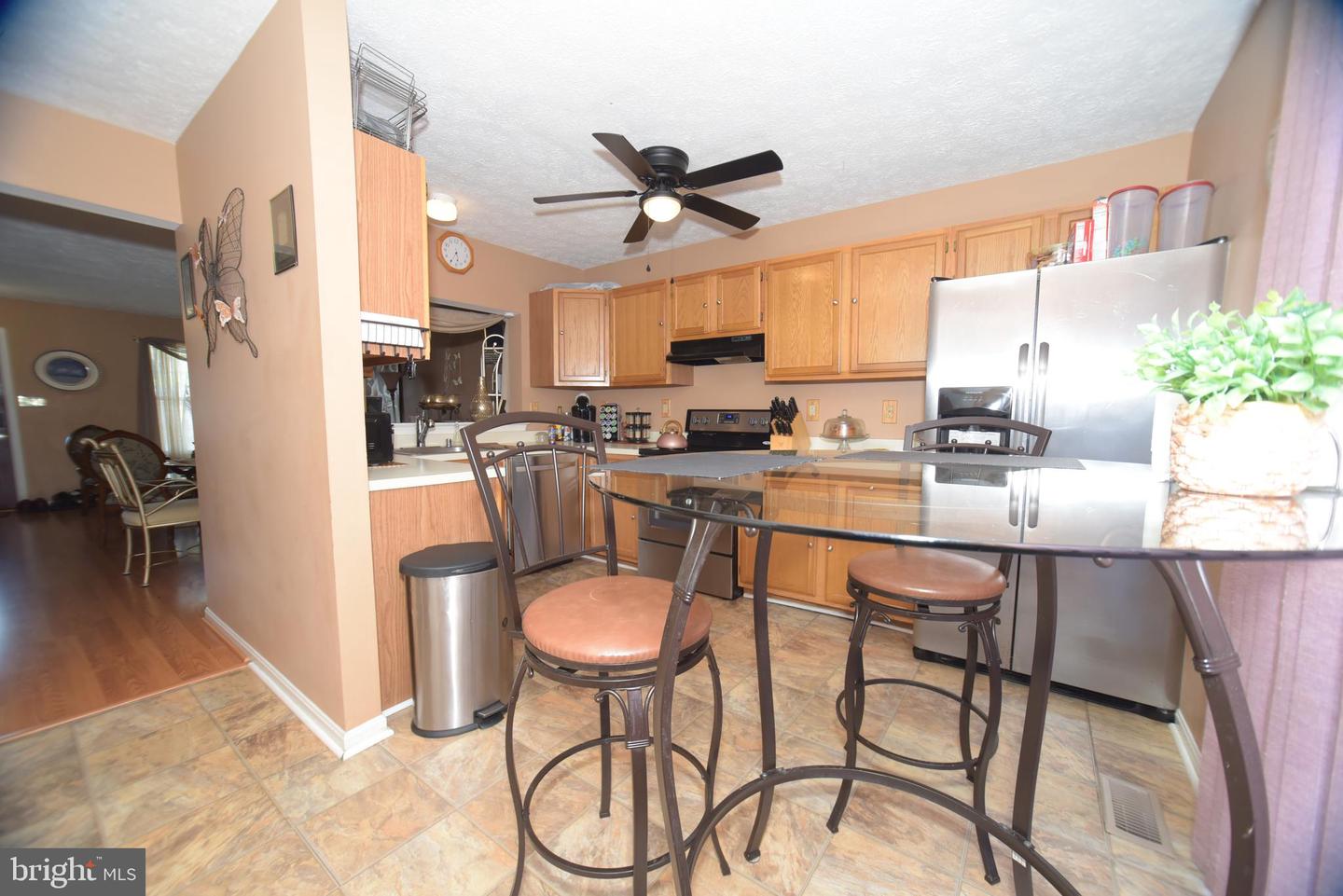 3914 Hunt Harbor Rd Property Photo 4