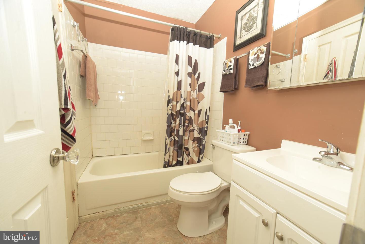 3914 Hunt Harbor Rd Property Photo 13