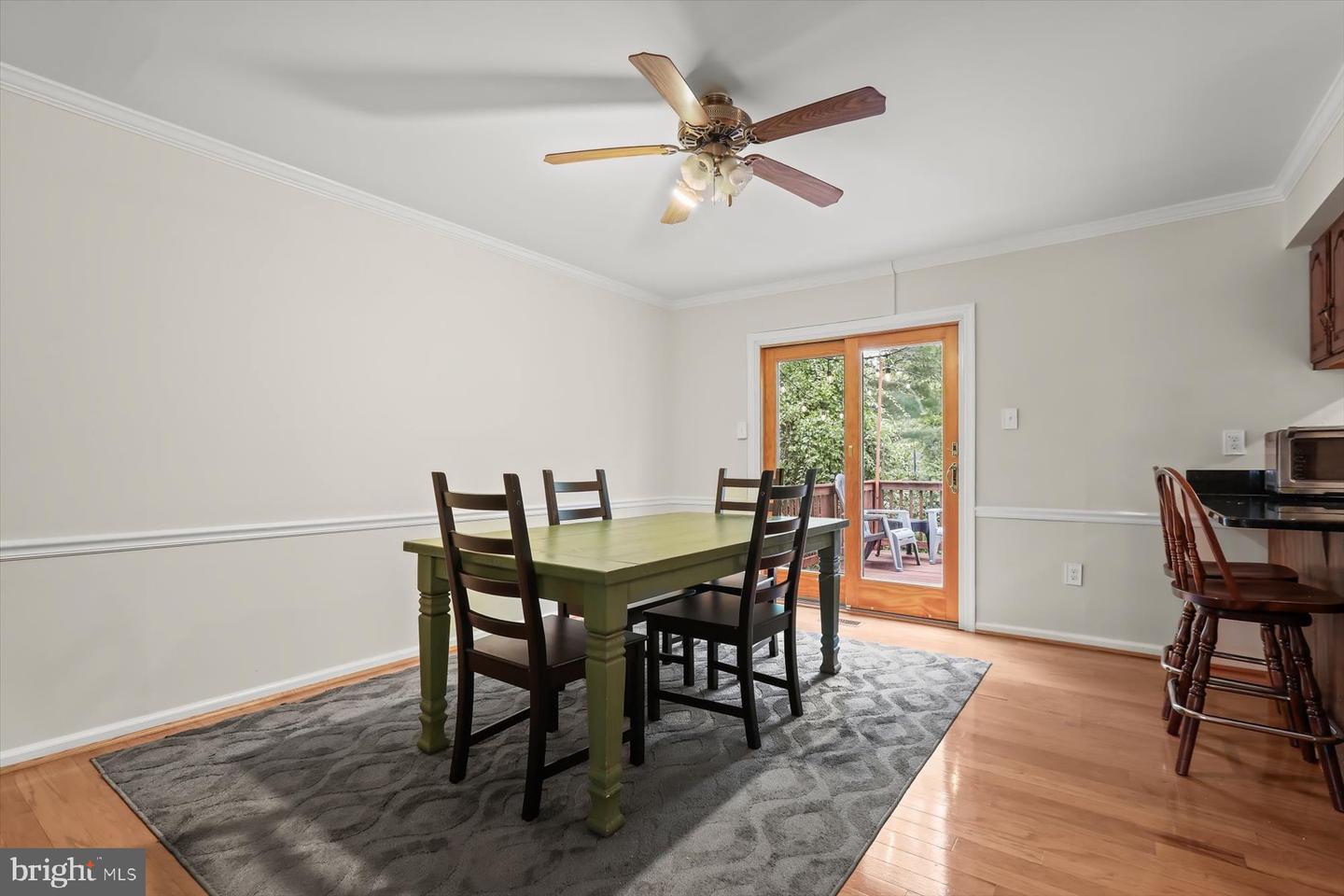 8614 Tower Bridge Way Property Photo 9