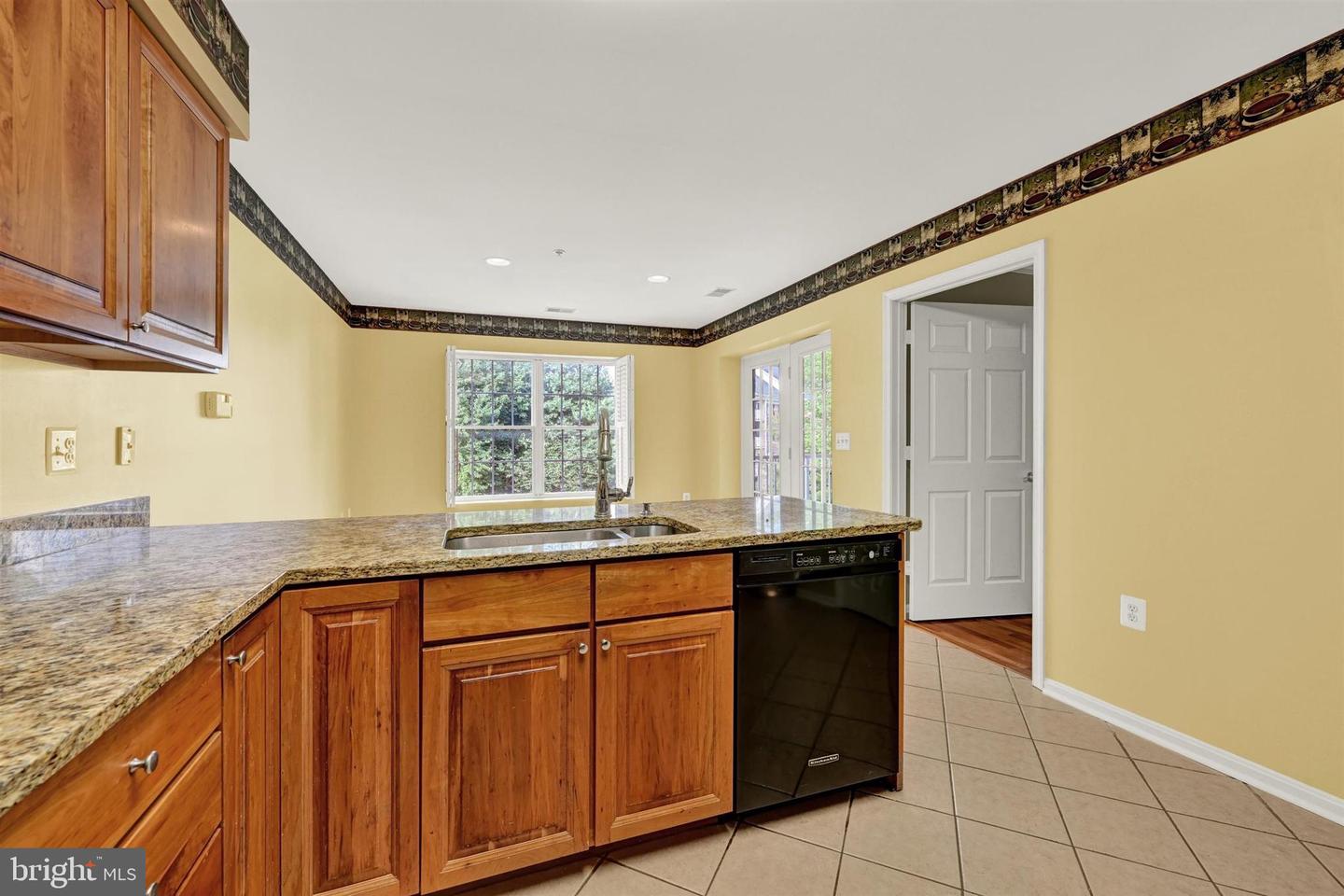 12021 Tralee Rd #402 Property Photo 15