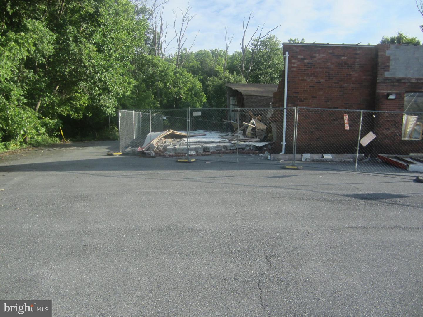 6615 Balto Natl Property Photo 2