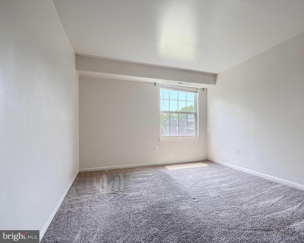 14 Mountbatten Ct Property Photo 13
