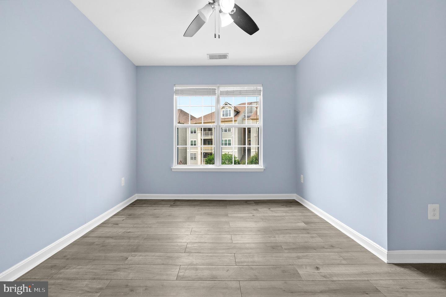 8805 Stone Ridge Cir #304 Property Photo 12