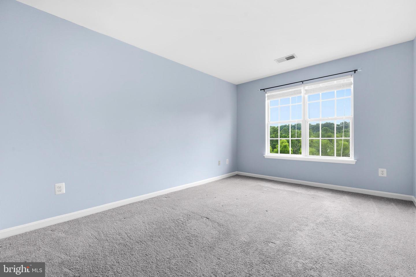 8805 Stone Ridge Cir #304 Property Photo 15