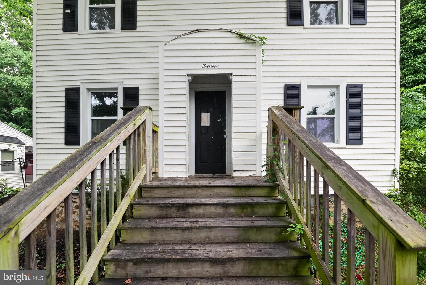 13 Beacon Hill Rd Property Photo 3