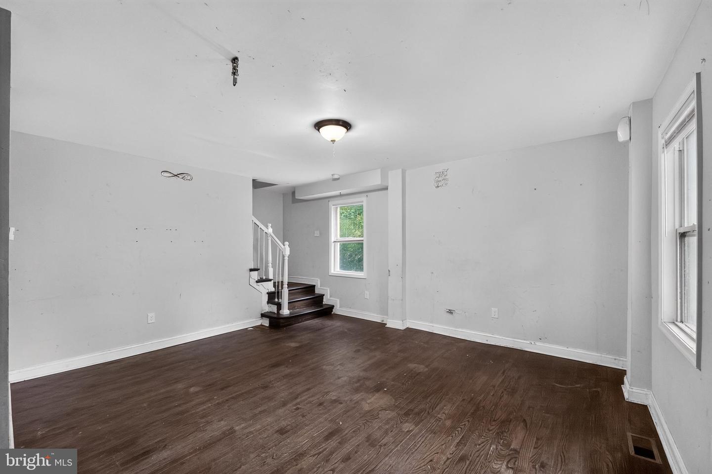 13 Beacon Hill Rd Property Photo 7