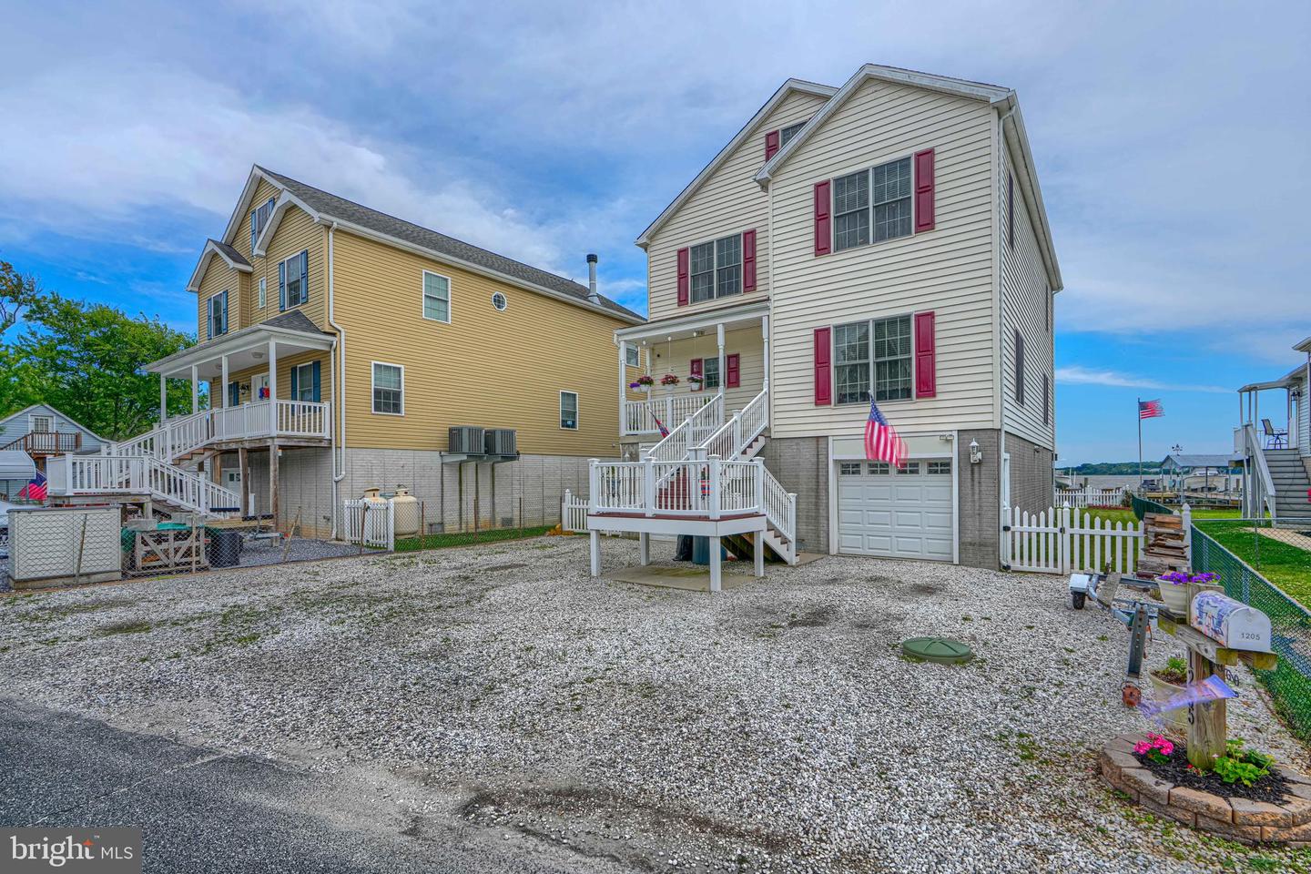 1205 Bayside Rd Property Photo 5