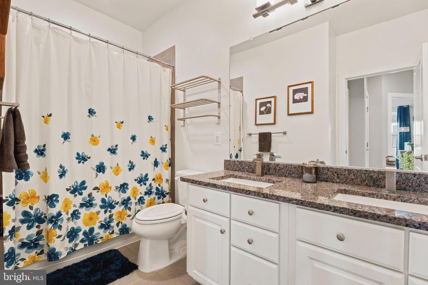 6313 Falconwood St Property Photo 24
