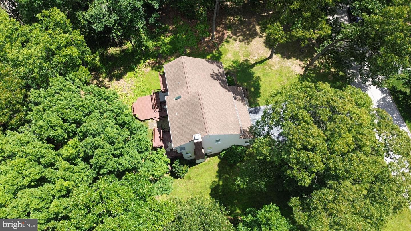 19018 Hunt Pass Ct Property Photo 6