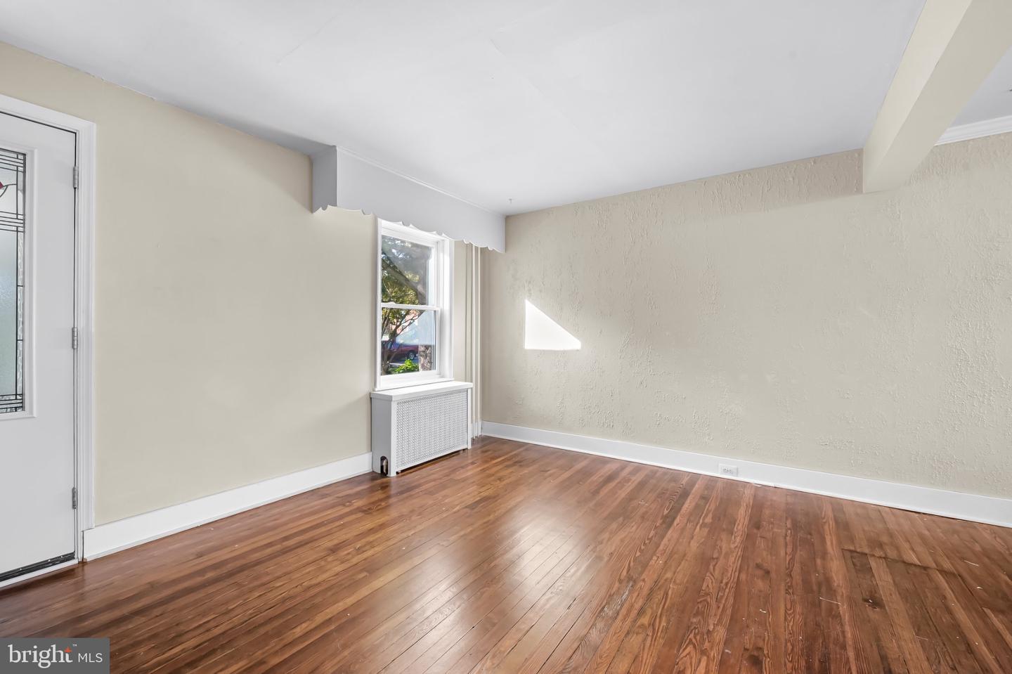 46 Shipway Property Photo 7