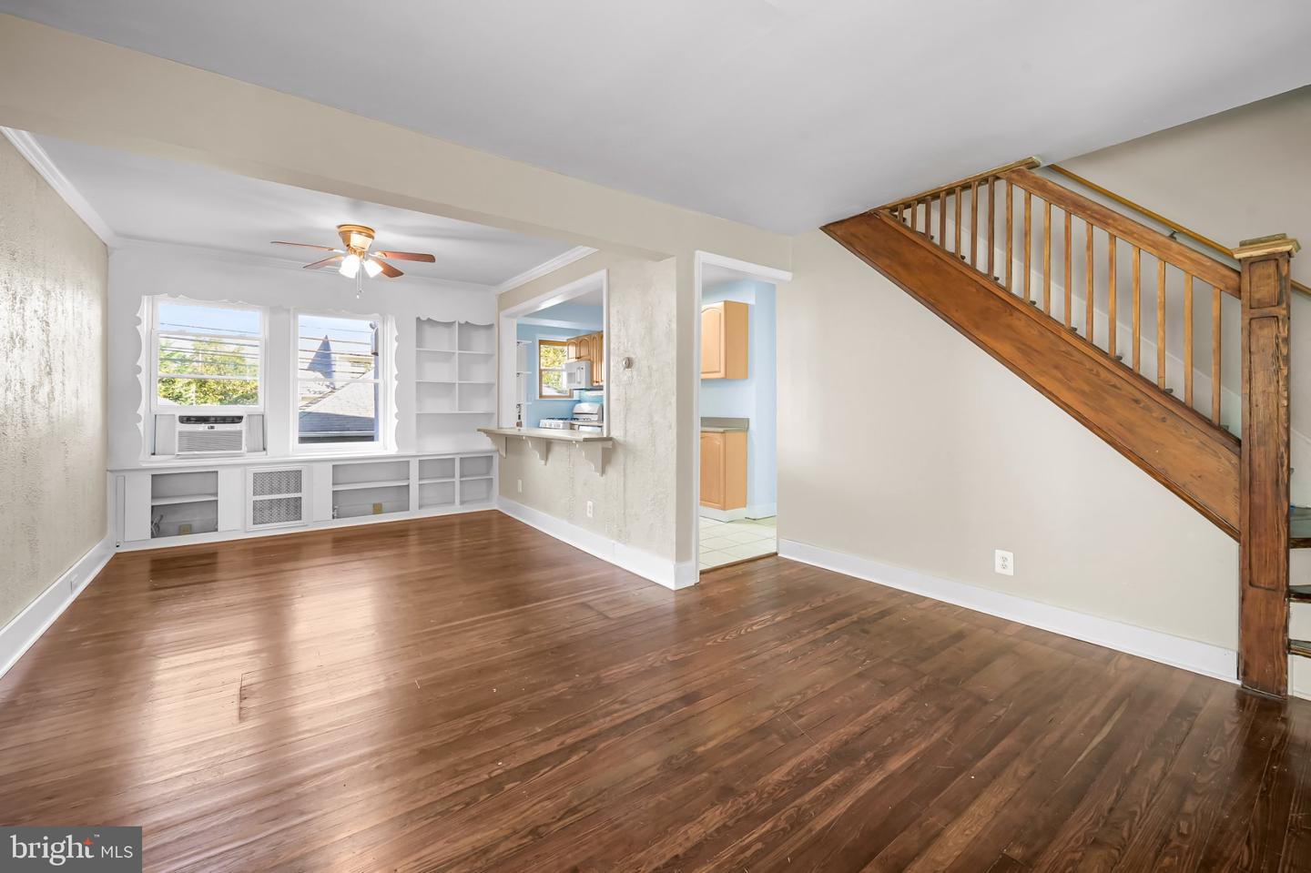 46 Shipway Property Photo 8