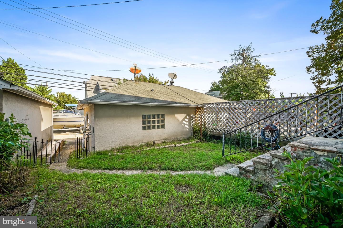 46 Shipway Property Photo 33