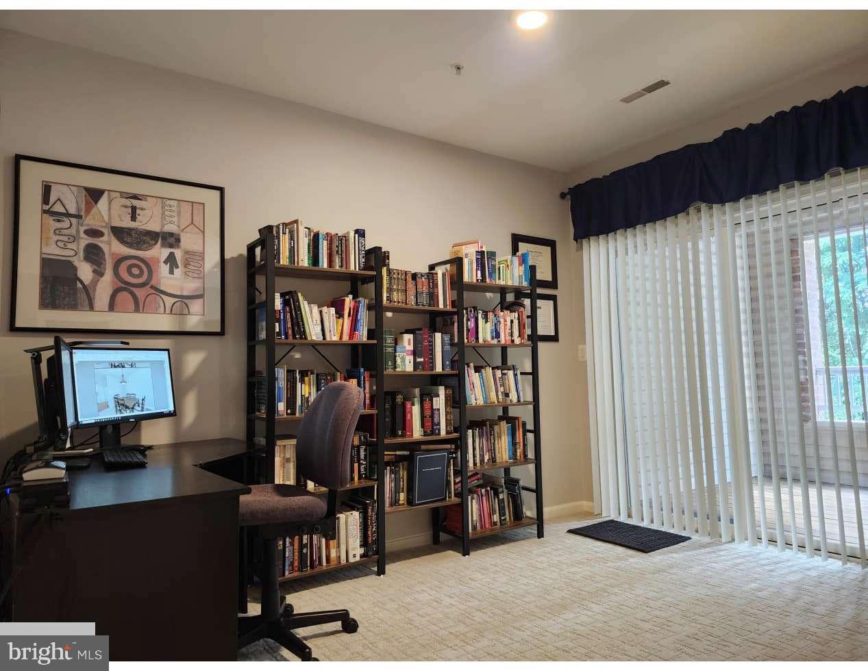 400 Symphony Cir #209i Property Photo 12