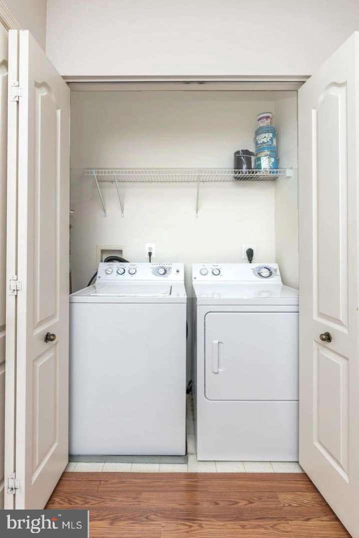 400 Symphony Cir #209i Property Photo 18