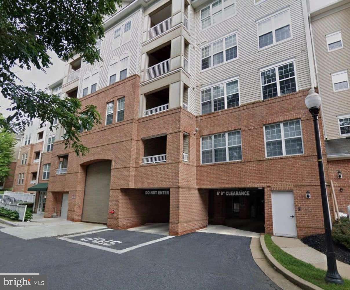 400 Symphony Cir #209i Property Photo 20