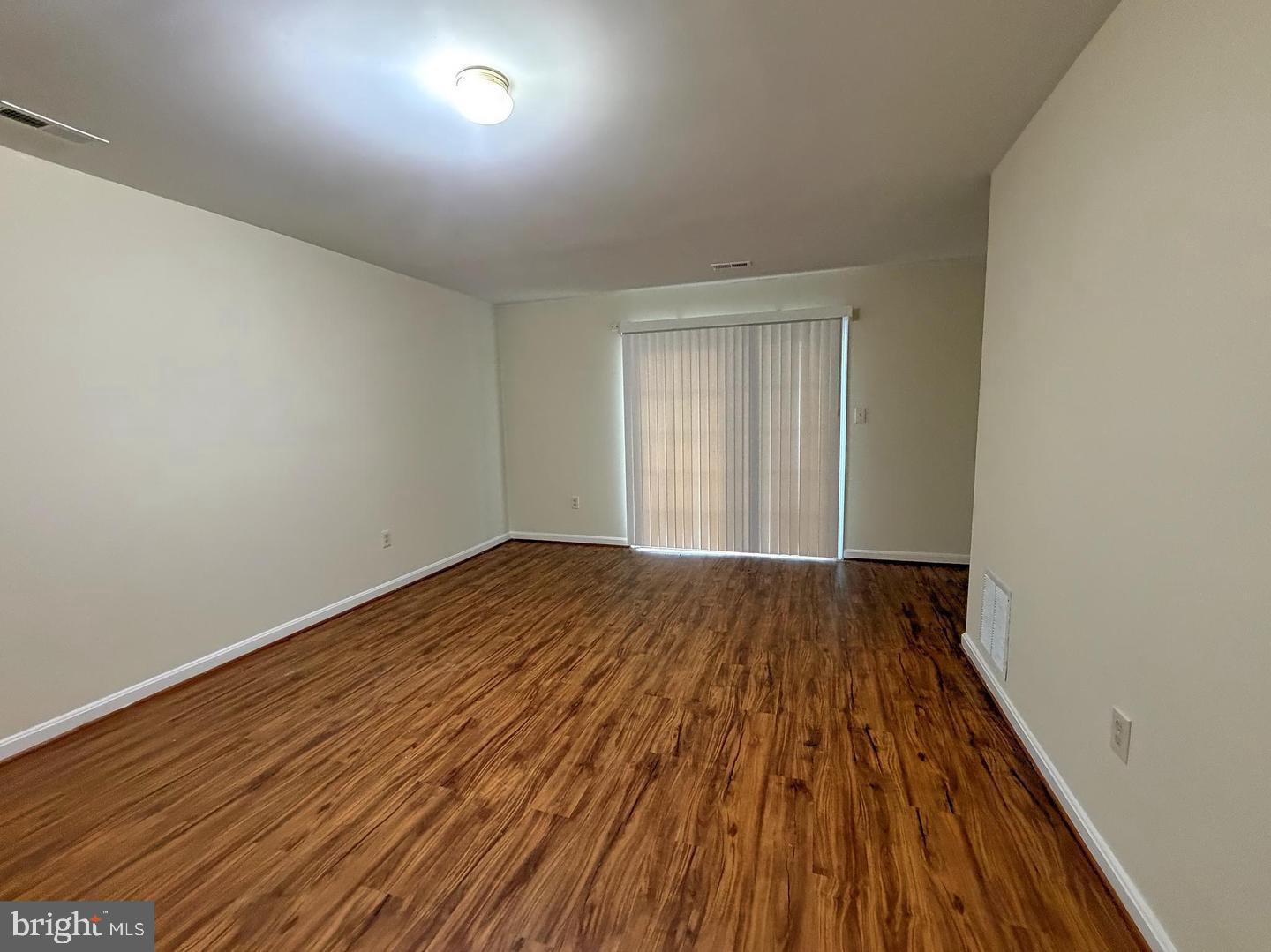 4100 Hunters Hill Cir #4100 Property Photo 4