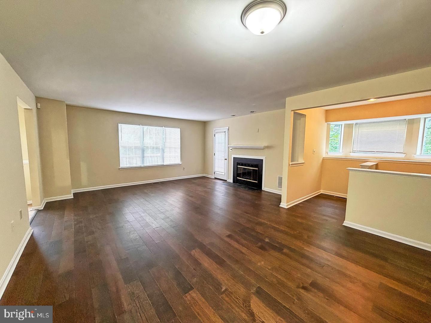 4100 Hunters Hill Cir #4100 Property Photo 7