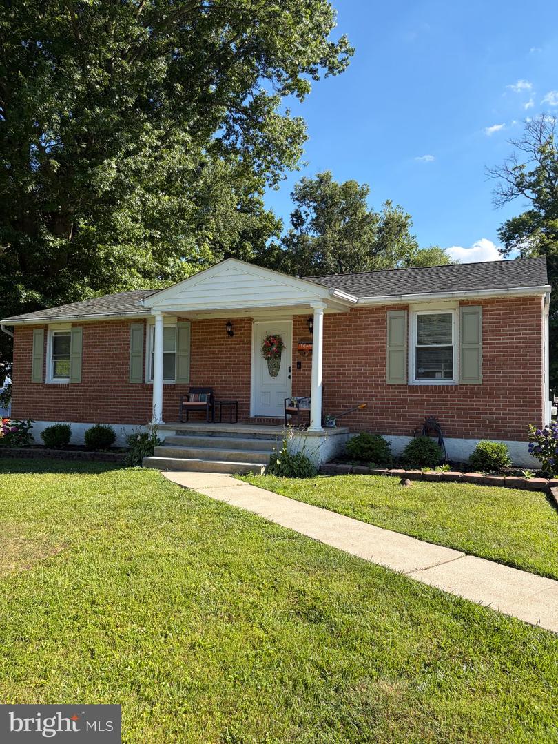 6921 University Dr Property Photo 1