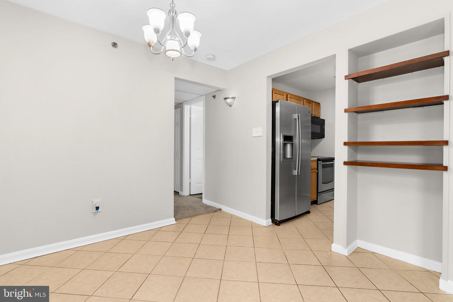 1256 Sugarwood Cir #103 Property Photo 5