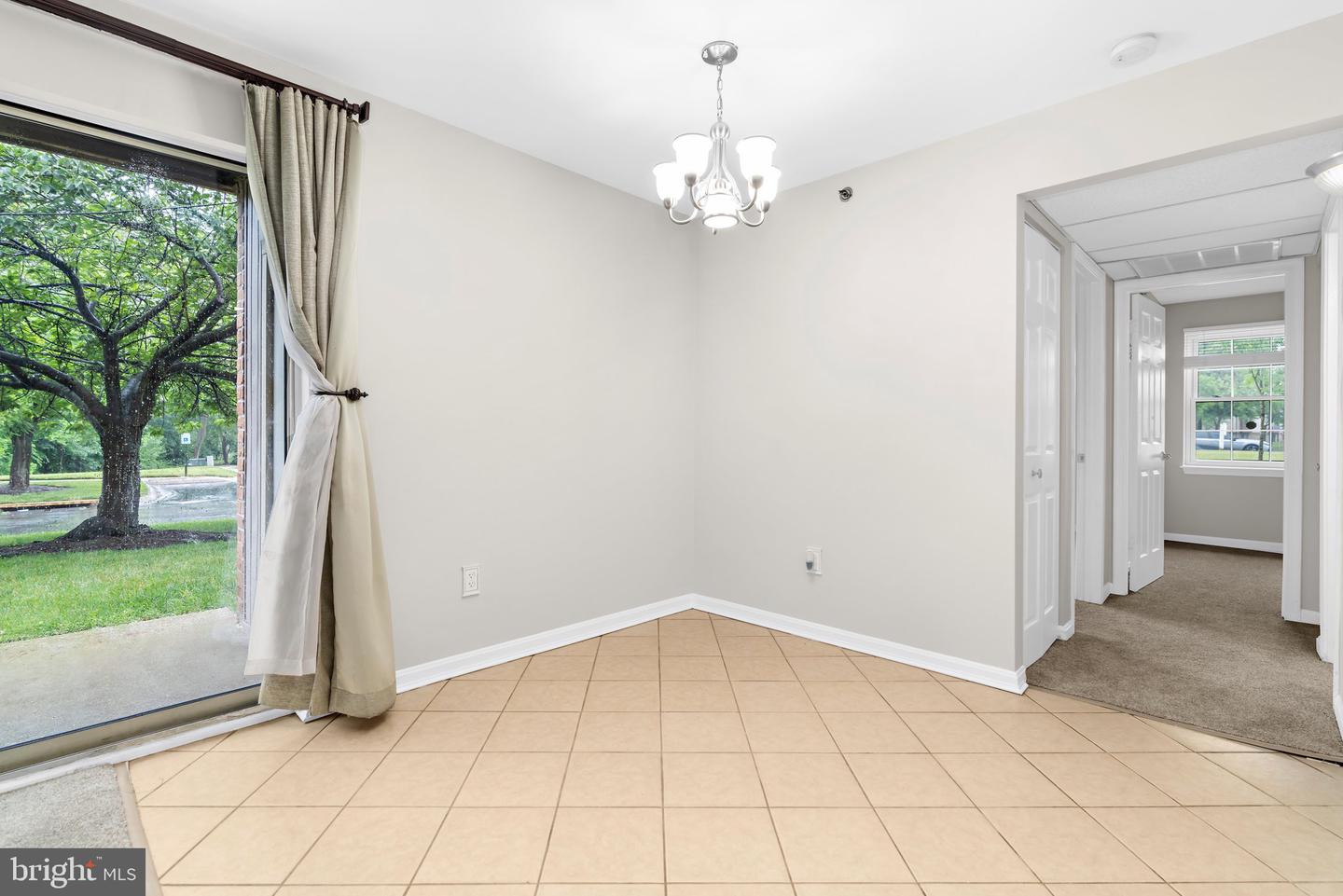 1256 Sugarwood Cir #103 Property Photo 6