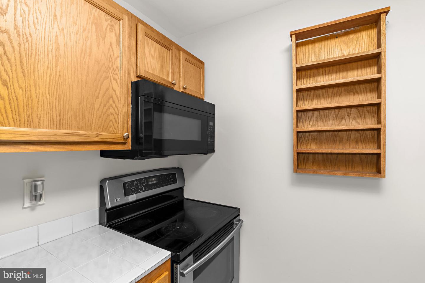 1256 Sugarwood Cir #103 Property Photo 12