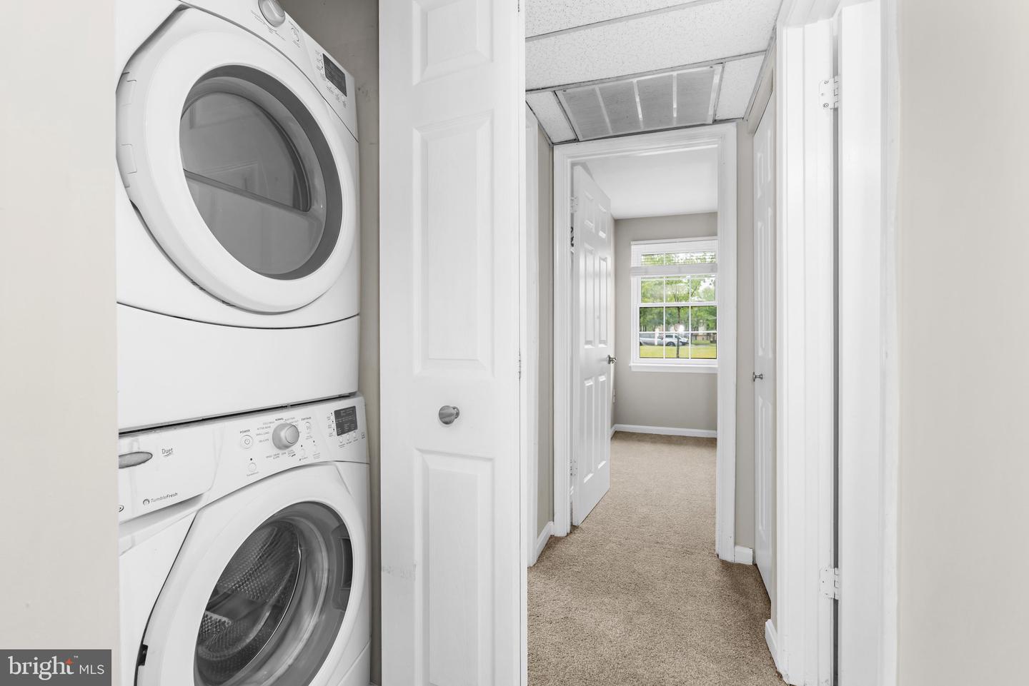 1256 Sugarwood Cir #103 Property Photo 16
